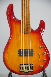 MusicMan BFR Stingray 5 Special Fuego Fretless 21 Of 105