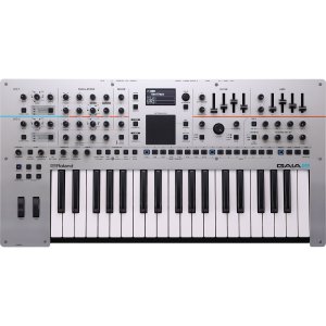 ROLAND GAIA 2 SYNTHESIZER