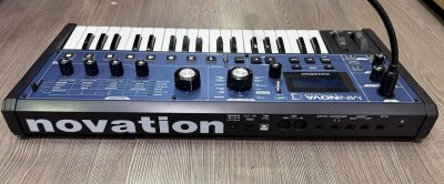 Novation Mininova Usato