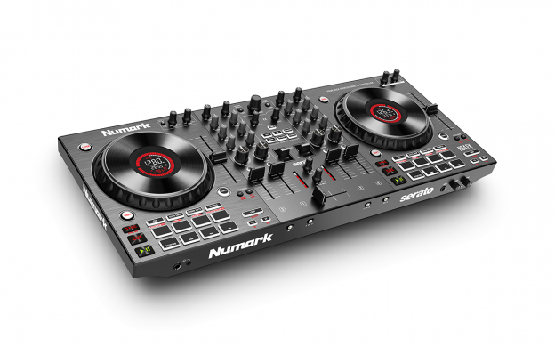 Numark NS4 FX