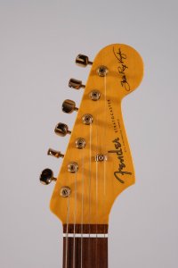 Fender Stratocaster Stevie Ray Vaughan usata