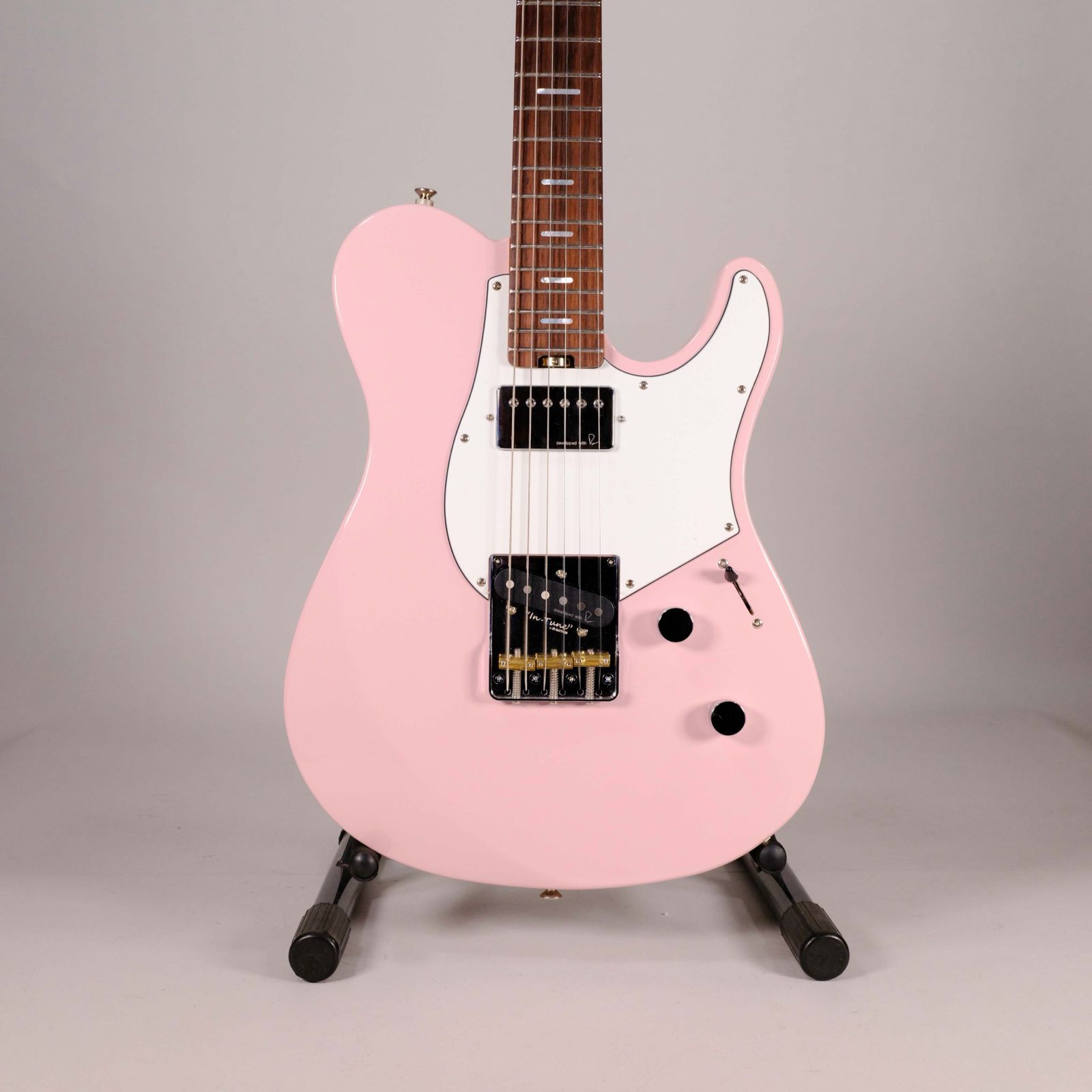 Yamaha PACS+11S Pacifica Standard Plus Ash Pink