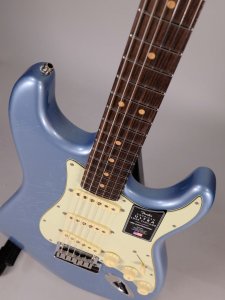Fender American Ultra Luxe Vintage '60s Stratocaster Rw Ice Blue Metallic