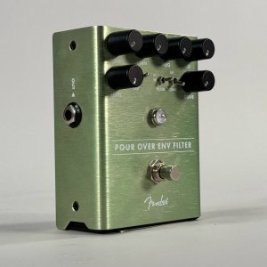 FENDER POUR OVER ENVELOPE FILTER USATO